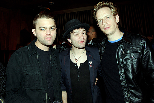 Deryck_Whibley_center_with_friend_at_Marquee_LV