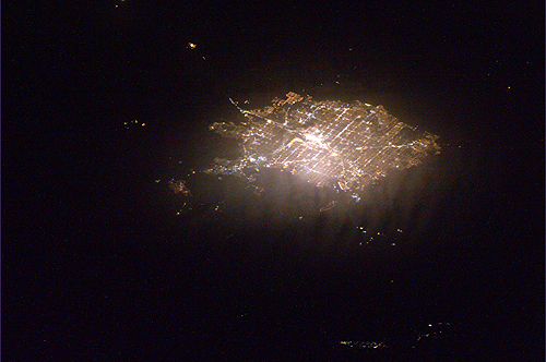 Las_Vegas_as_seen_from_Space.12.31.10