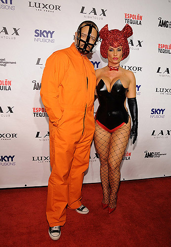 Ice-T_and_Coco_LAX_Nightclub_Red_Carpet_10.29.11