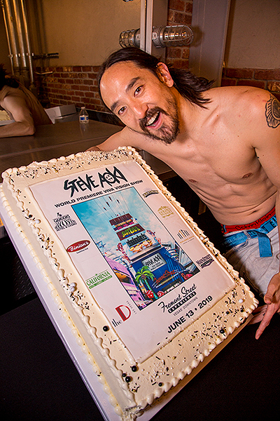 Fremont Street Experience presents Steve Aoki with a special cake to celebrate the debut of his all new Viva Vision light show 6.13.19