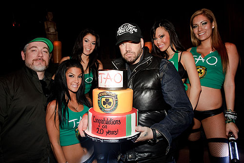 House_of_Pain_with_cake_at_TAO
