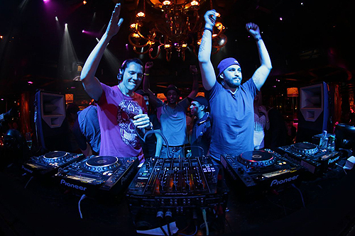 XS_-_Night_Swim_-_Tiesto_Steve_Angello_-_5.20.12