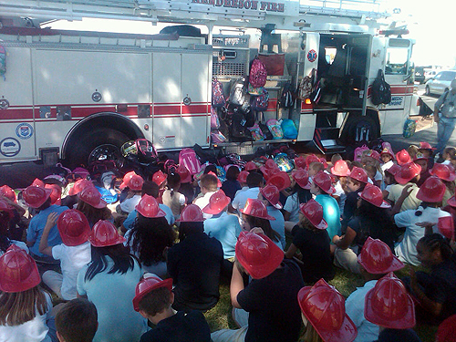 9_Cares_and_Firefighters_of_Southern_Nevada_Burn_Foundation_Back-to-School_Drive